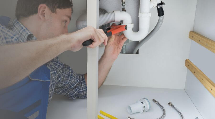 Expert burst pipe repair services in Roscoe, MT